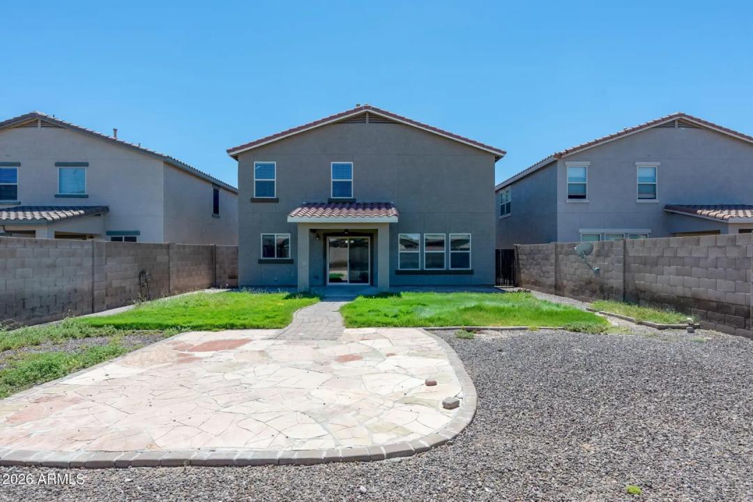 Real Estate Picture 30