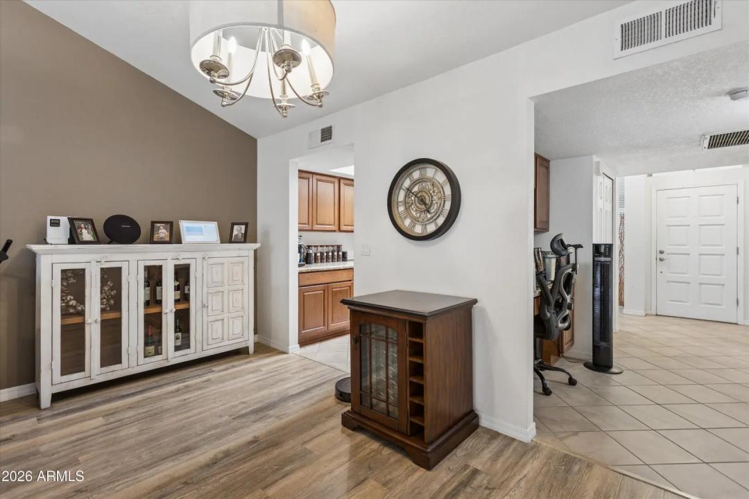 Real Estate Picture 10