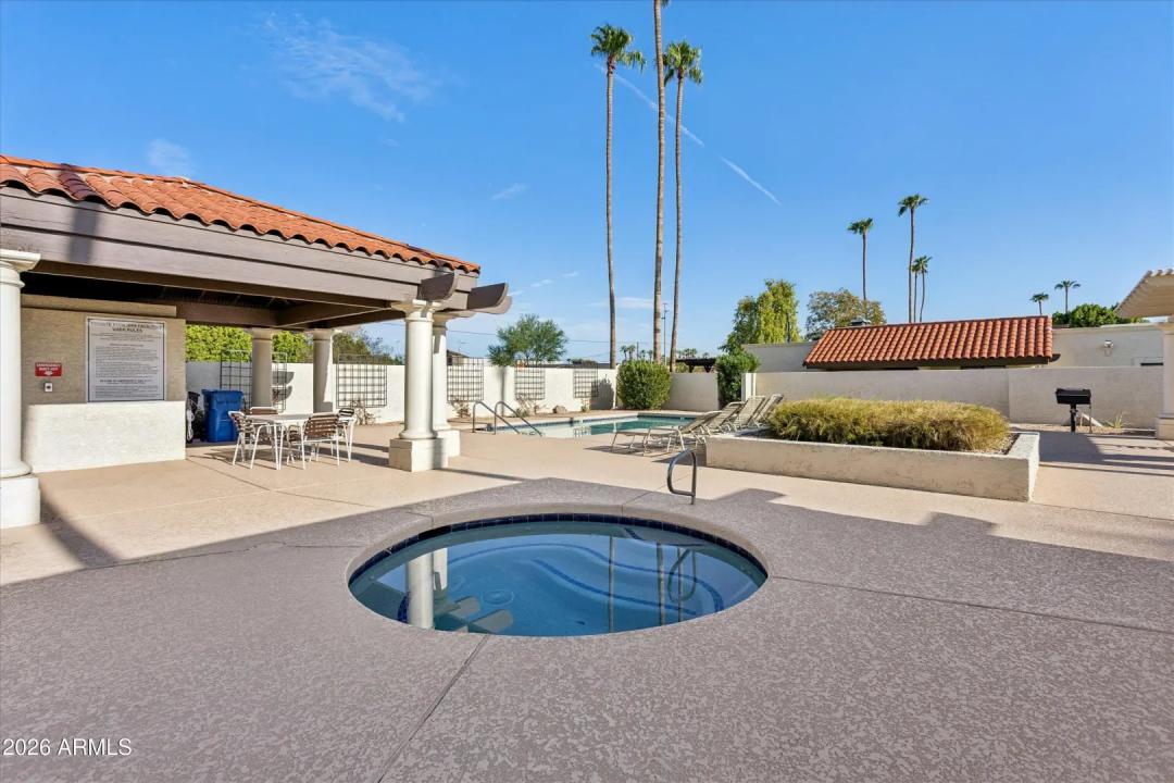 Real Estate Picture 30