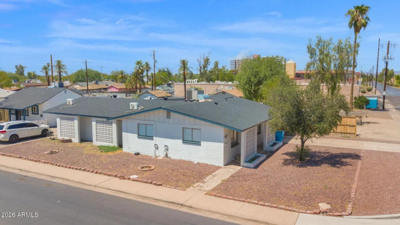 Real Estate Picture 2