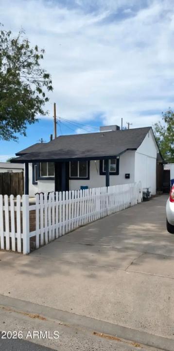 Real Estate Picture 10