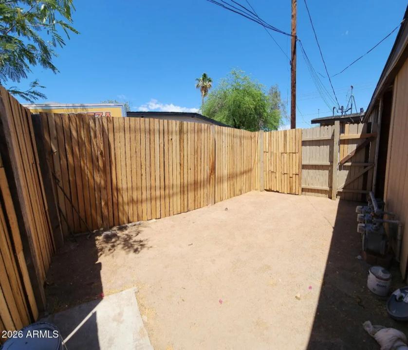 Real Estate Picture 9