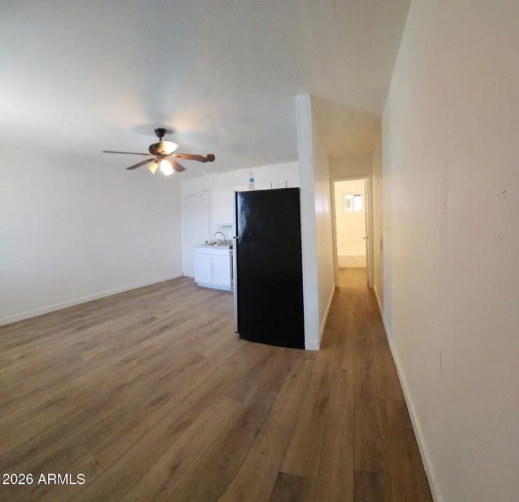 Real Estate Picture 14