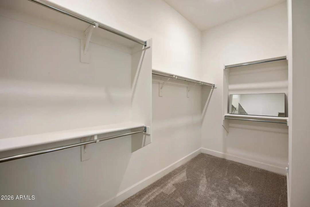 Real Estate Picture 25