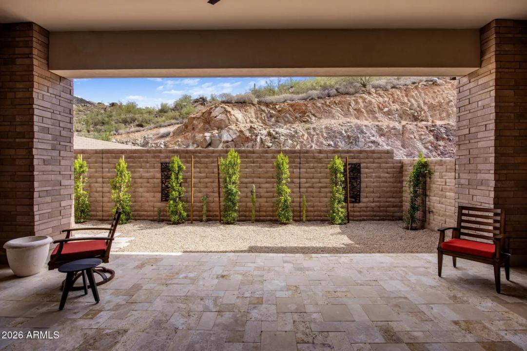 Real Estate Picture 30