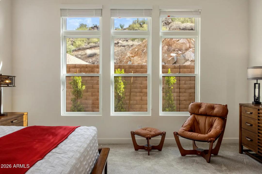 Real Estate Picture 18