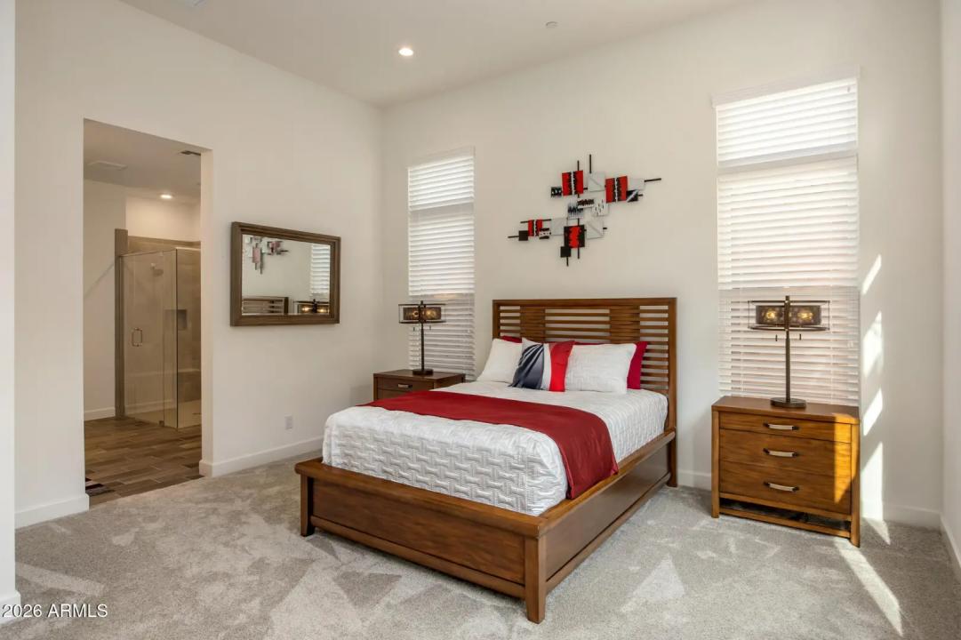Real Estate Picture 19