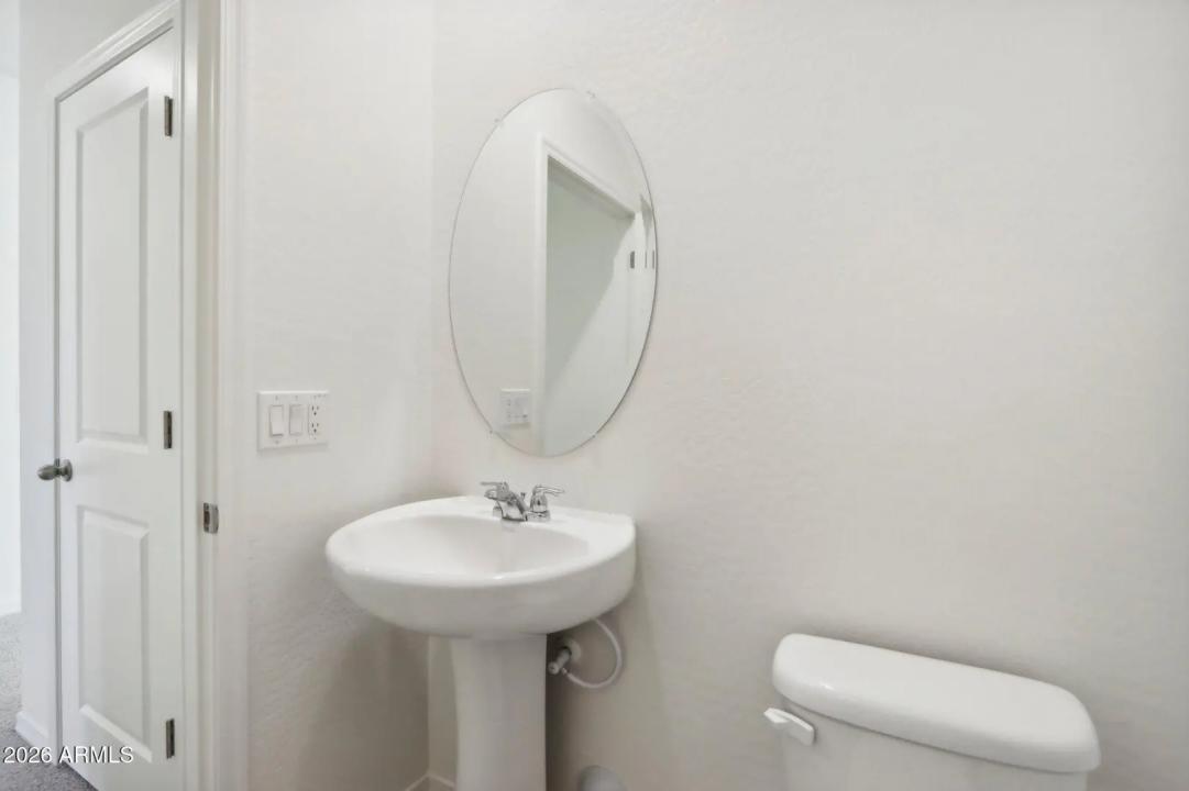 Real Estate Picture 24