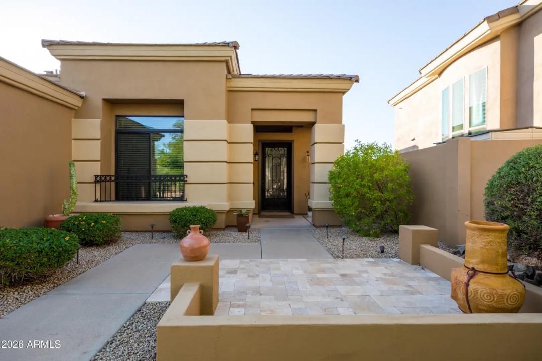 Real Estate Picture 6