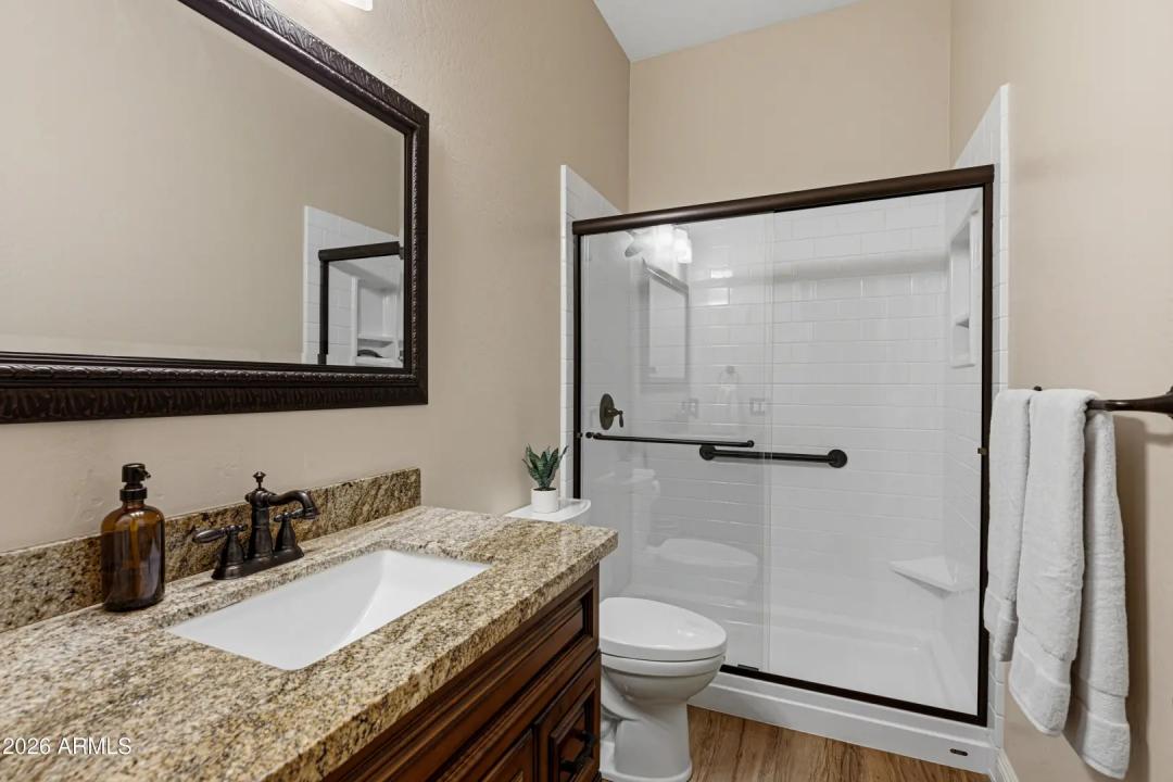 Real Estate Picture 19