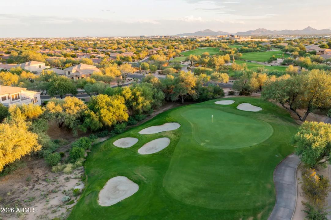 Real Estate Picture 28