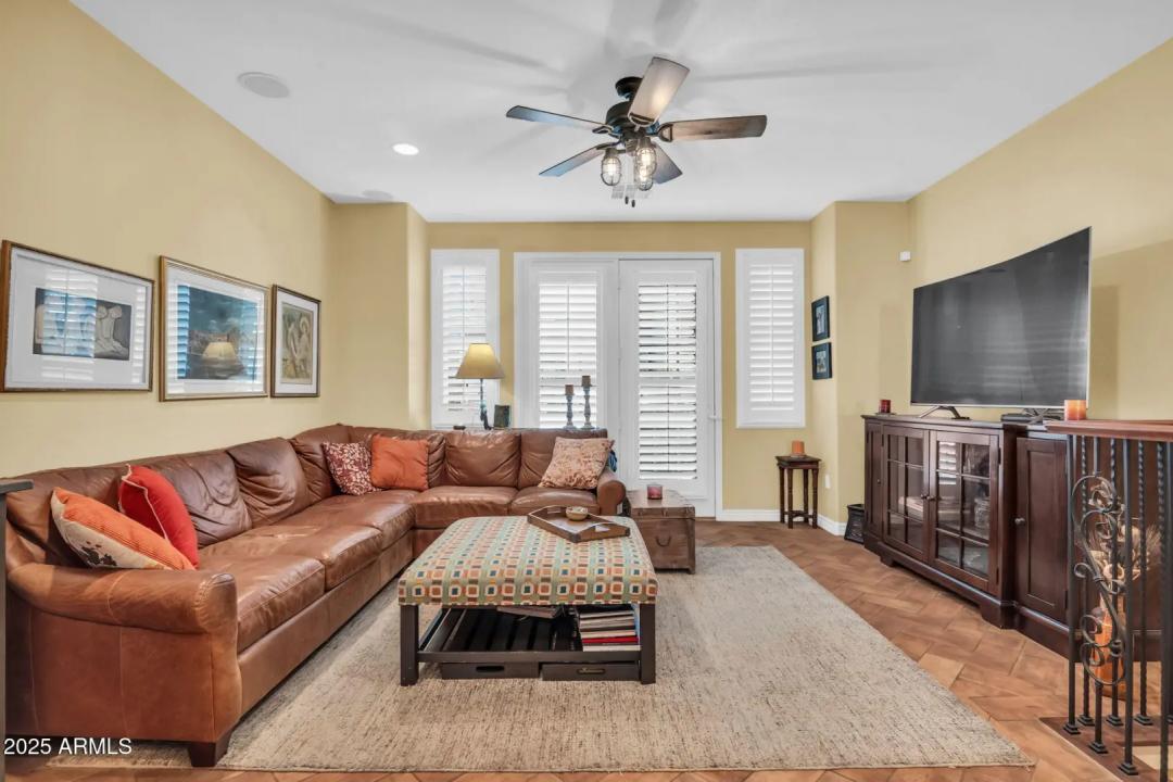 Real Estate Picture 10