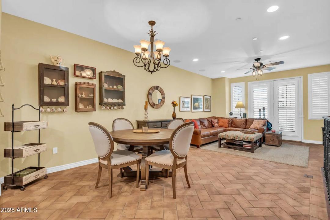 Real Estate Picture 15