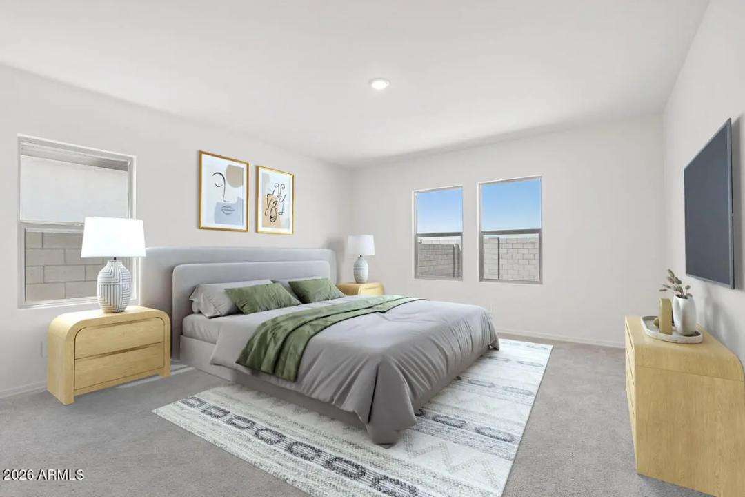 Real Estate Picture 7