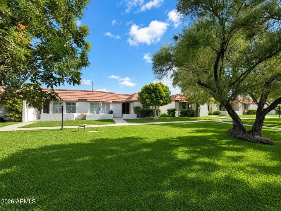 Real Estate Picture 1