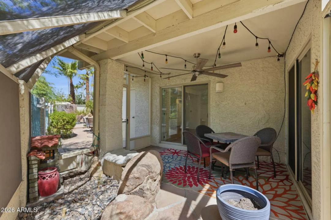 Real Estate Picture 5