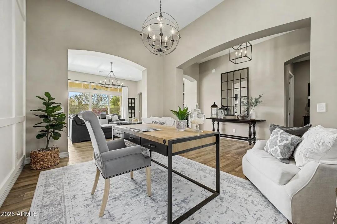Real Estate Picture 13