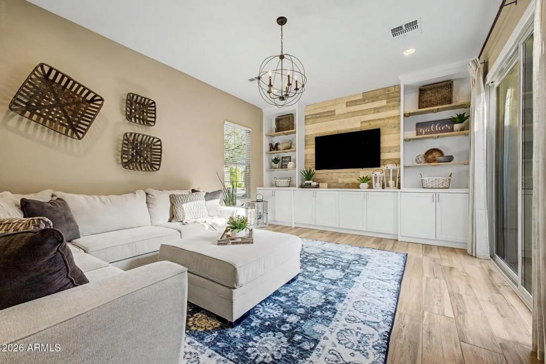 Real Estate Picture 45