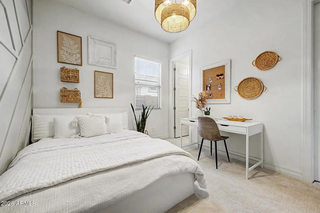 Real Estate Picture 28
