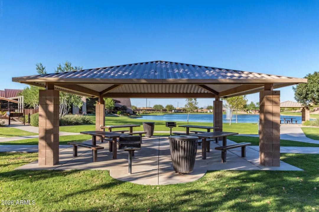 Real Estate Picture 84