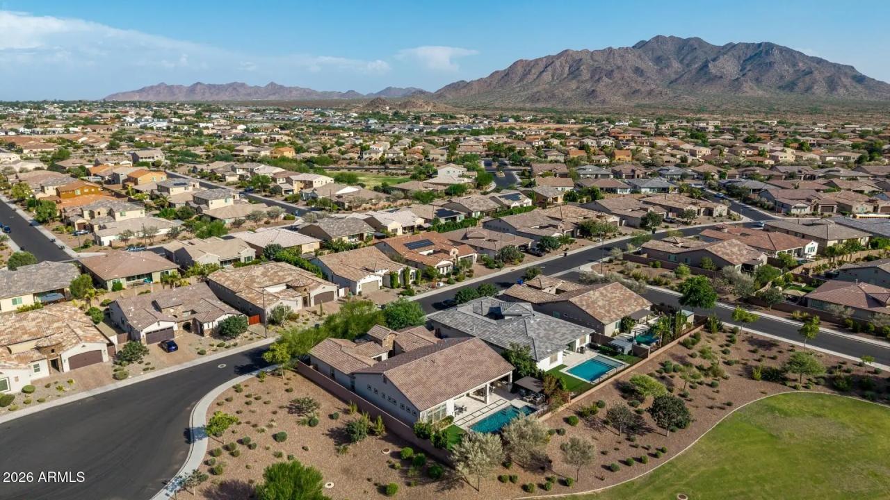 Real Estate Picture 75