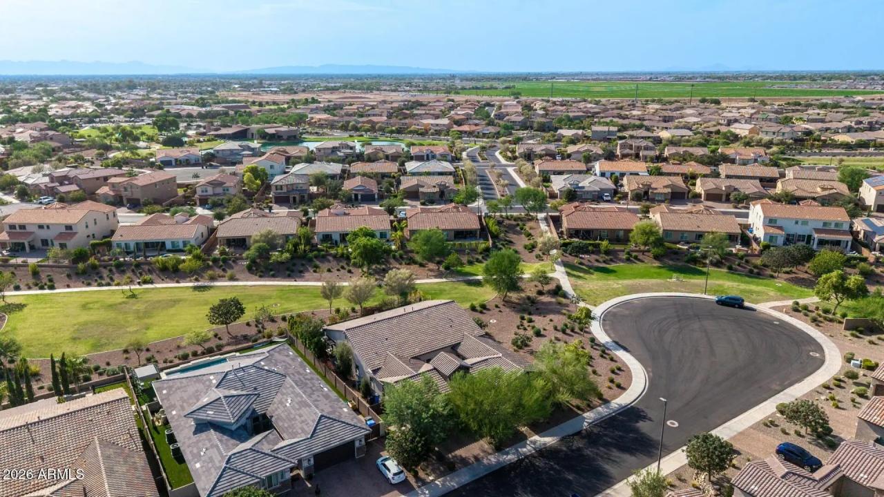 Real Estate Picture 77
