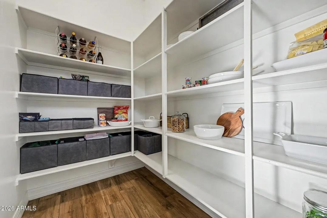 Real Estate Picture 25