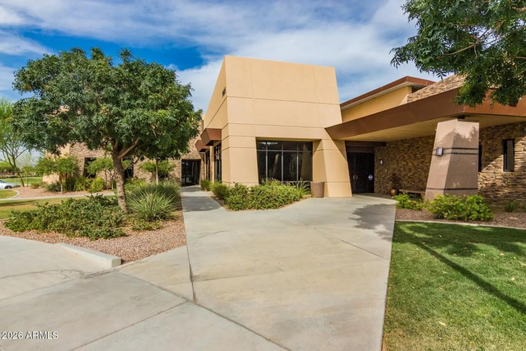 Real Estate Picture 93