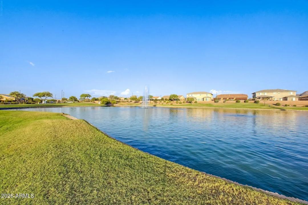 Real Estate Picture 99