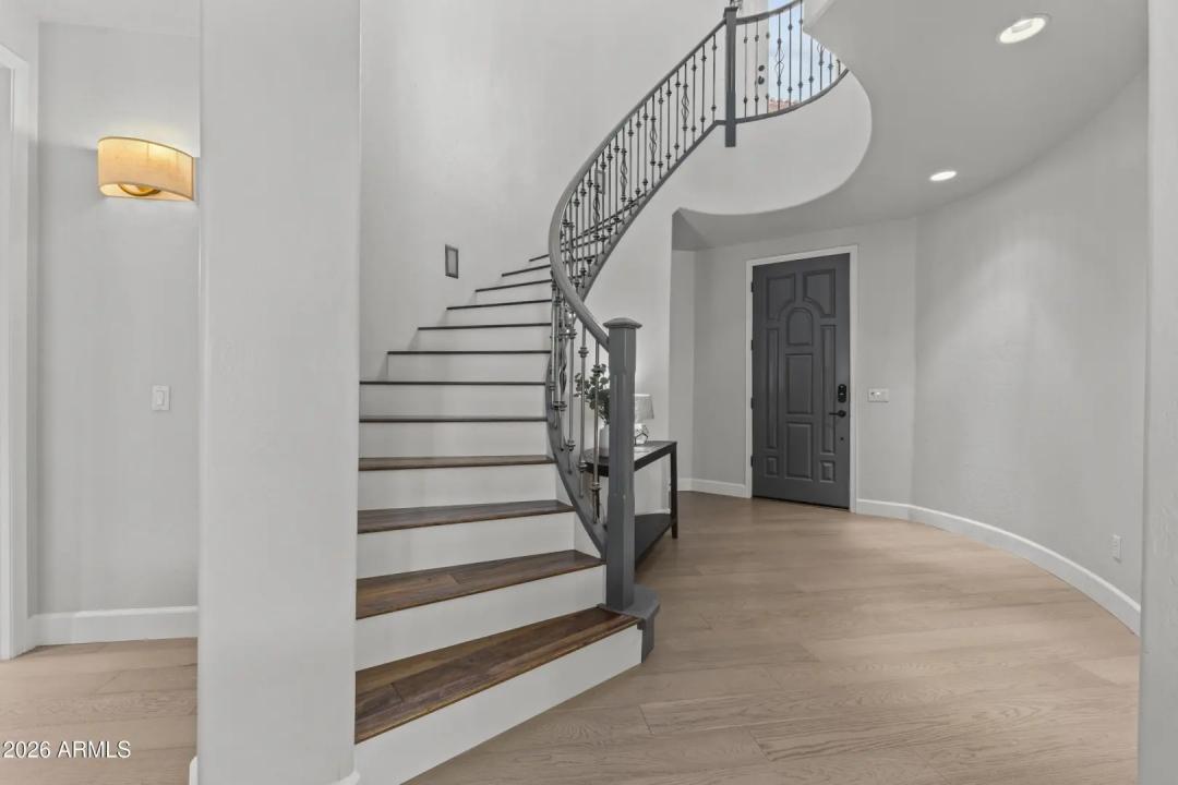 Real Estate Picture 21