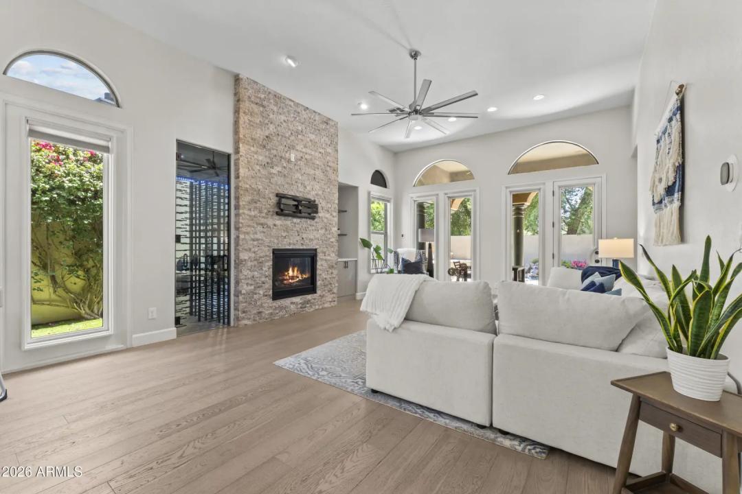 Real Estate Picture 27
