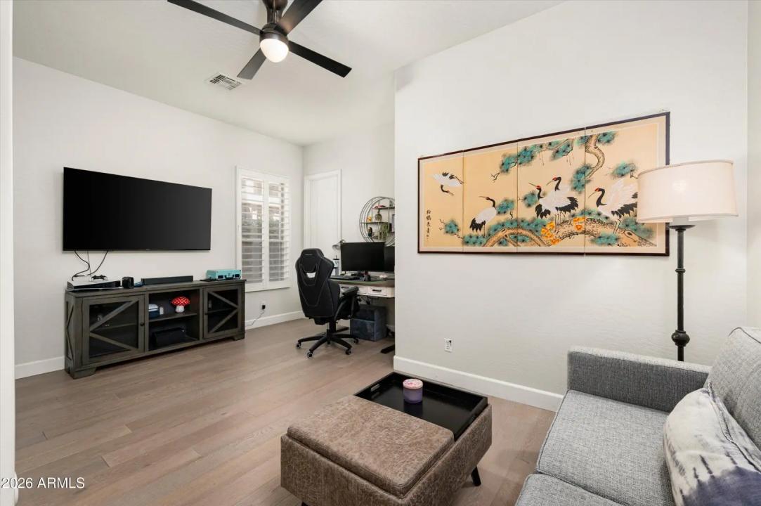 Real Estate Picture 37