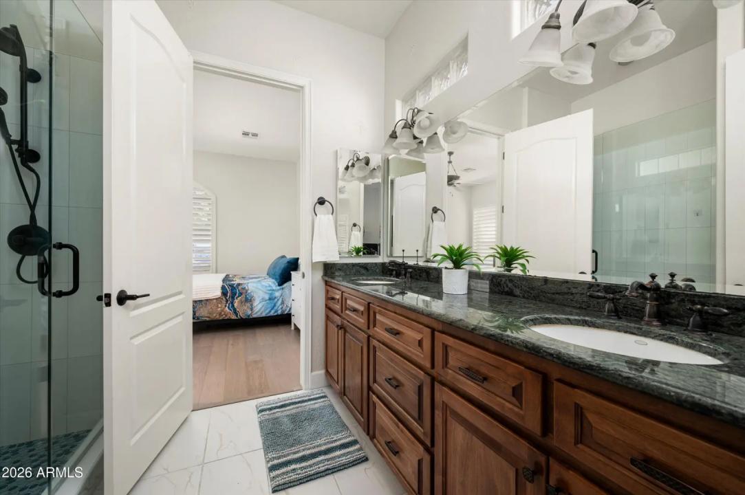 Real Estate Picture 38