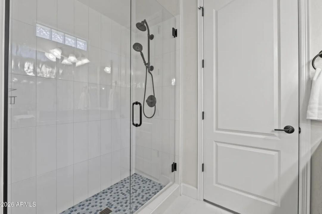 Real Estate Picture 39
