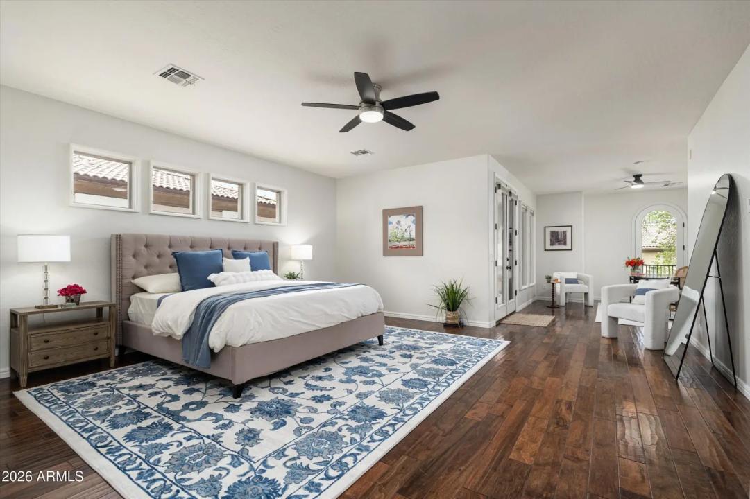Real Estate Picture 9