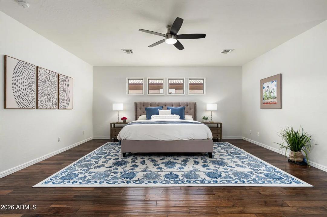 Real Estate Picture 32