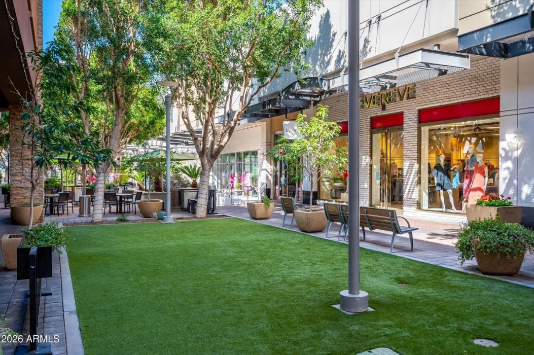 Real Estate Picture 52