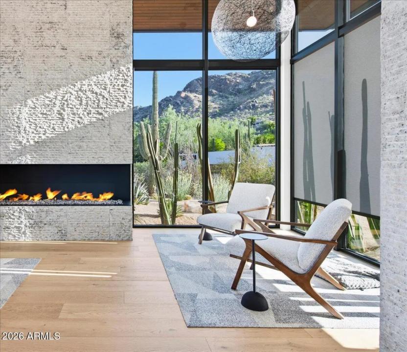 Real Estate Picture 8