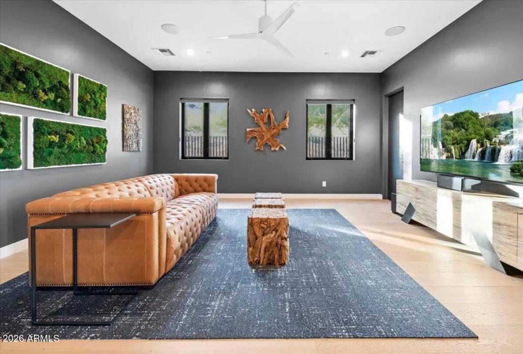 Real Estate Picture 31