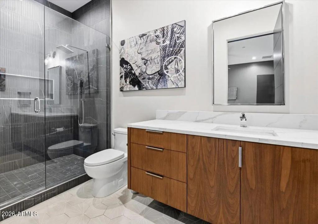 Real Estate Picture 34