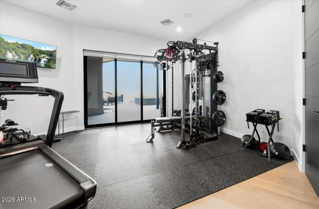 Real Estate Picture 38