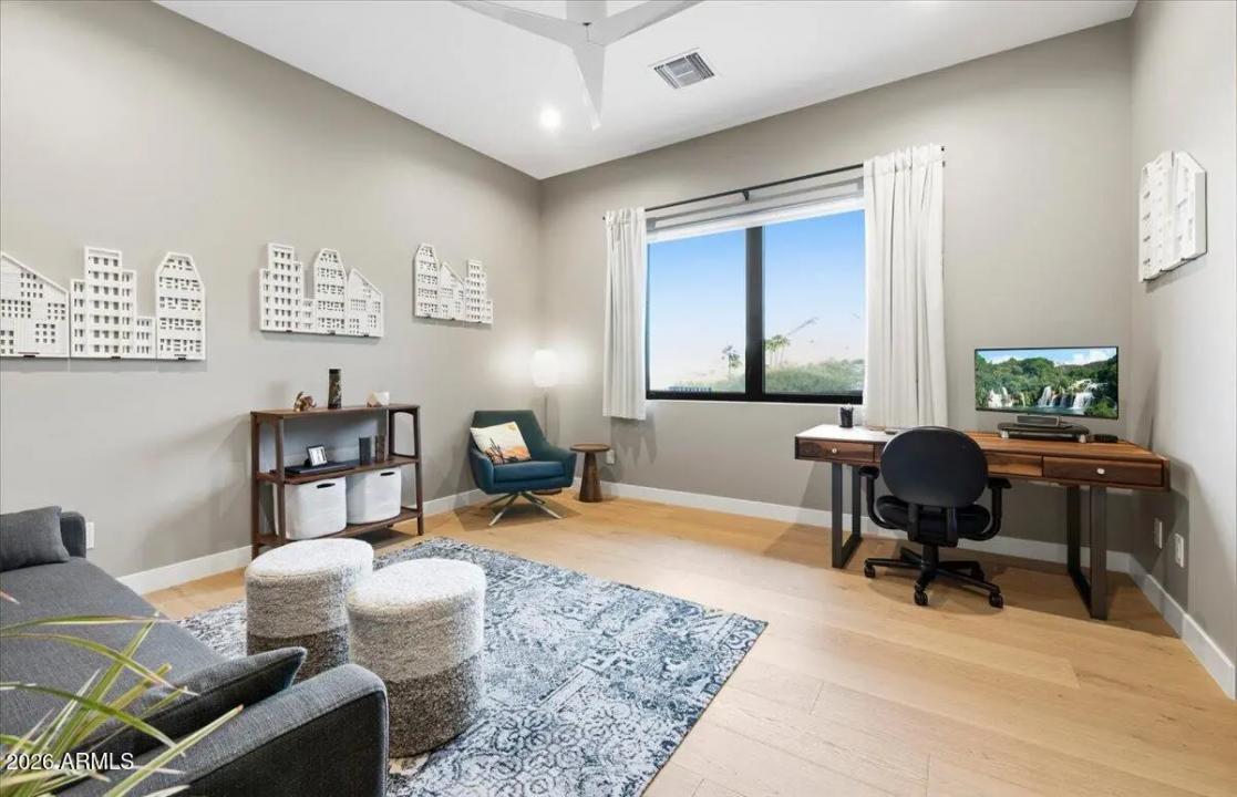 Real Estate Picture 39