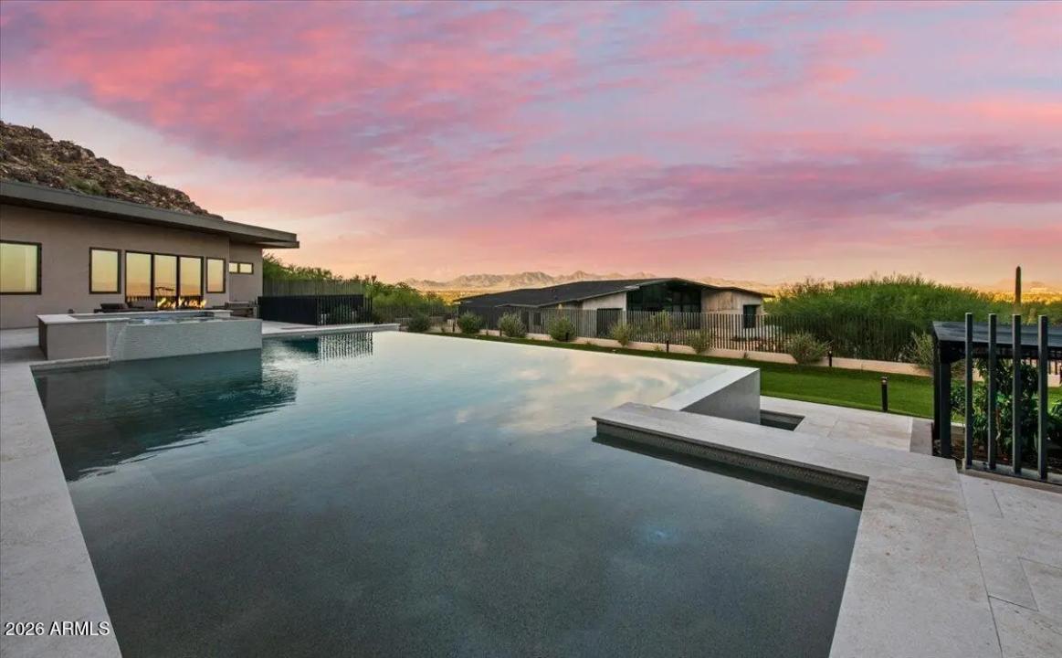 Real Estate Picture 42