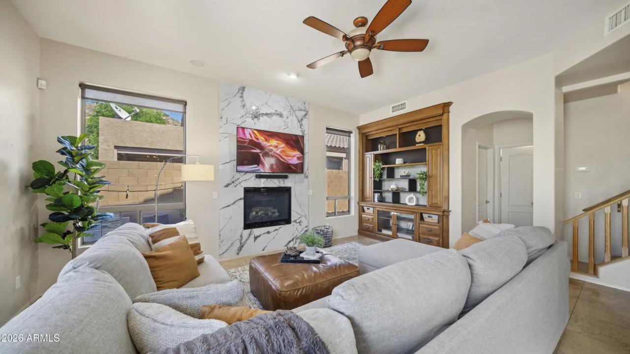 Real Estate Picture 18