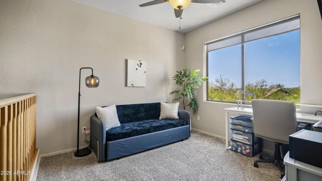 Real Estate Picture 24