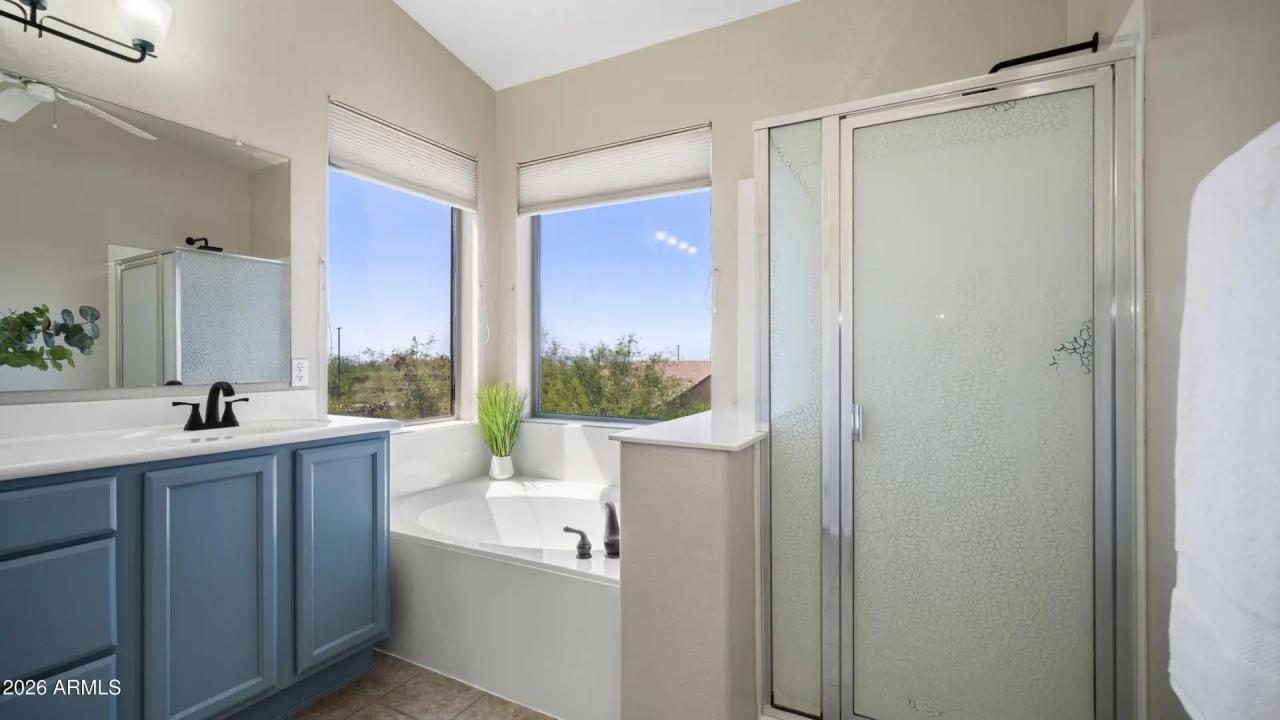 Real Estate Picture 28
