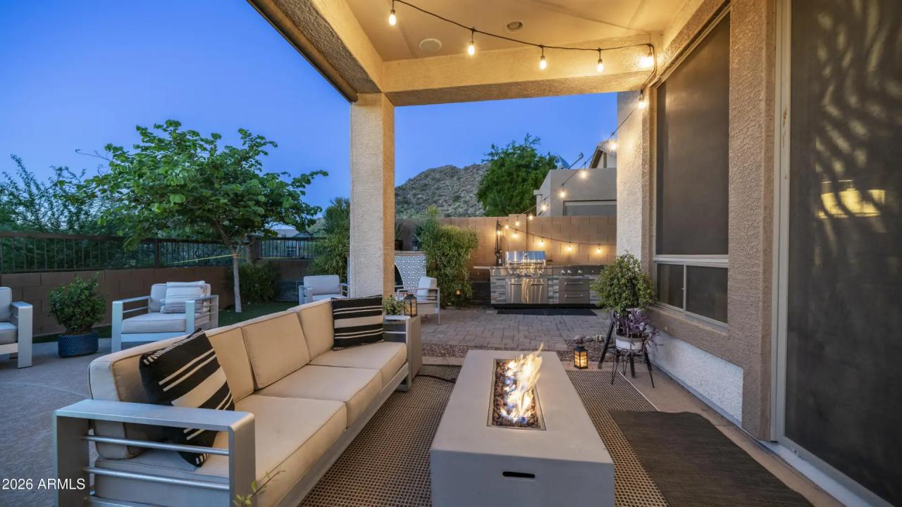 Real Estate Picture 7