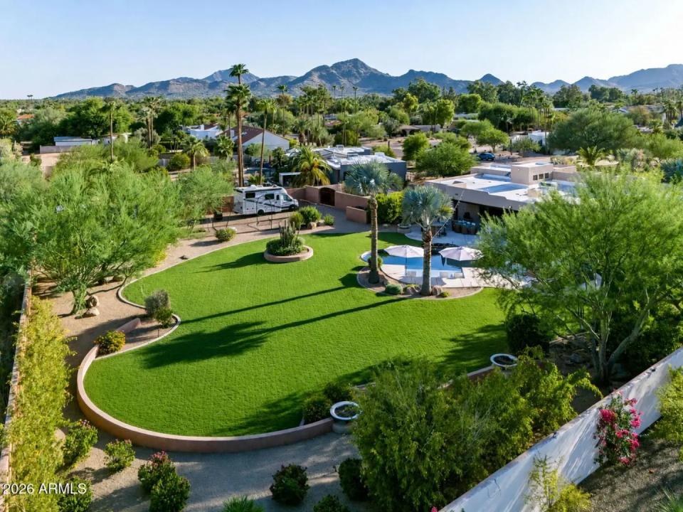 9827 N 65TH Place Paradise Valley AZ 85253