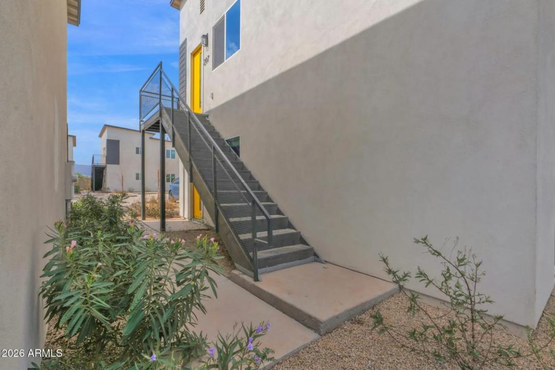 Real Estate Picture 2