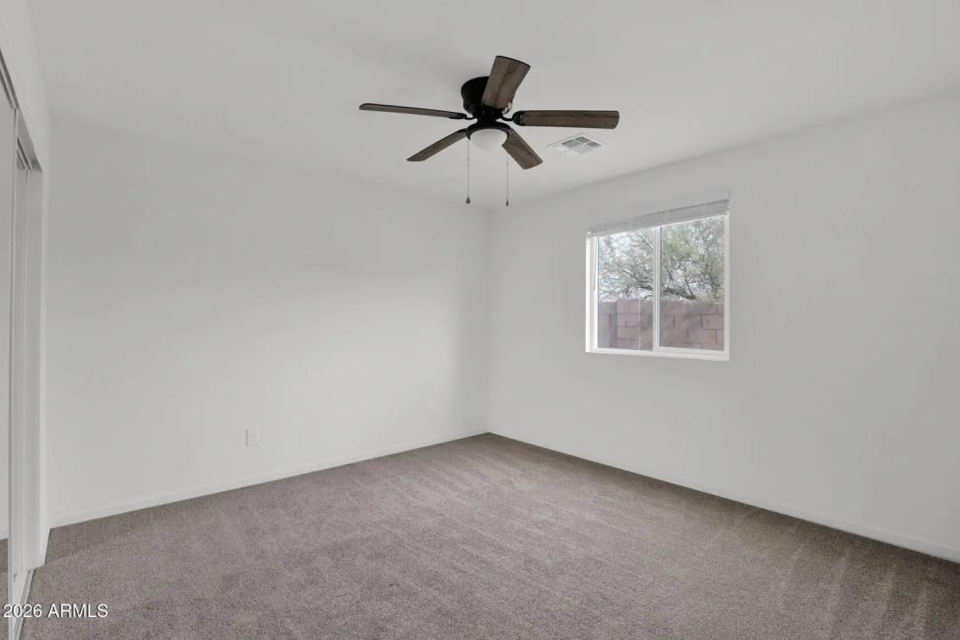 Real Estate Picture 13
